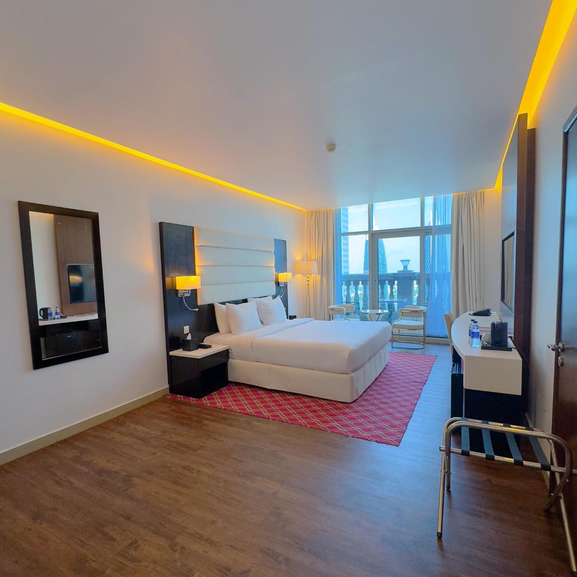 Sunday Mega Hotel Sheikh Zayed Road Near Difc Formerly Emirates Grand Hotel Dubai Exterior photo