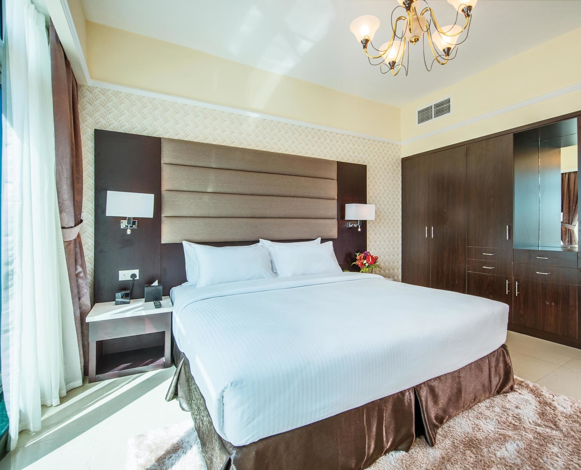 Sunday Mega Hotel Sheikh Zayed Road Near Difc Formerly Emirates Grand Hotel Dubai Exterior photo