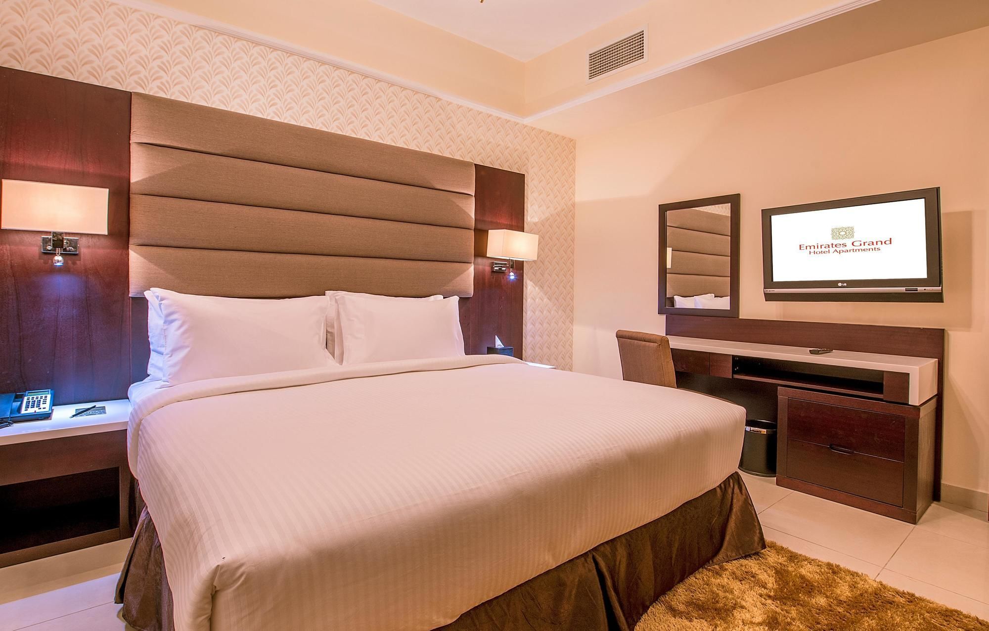 Sunday Mega Hotel Sheikh Zayed Road Near Difc Formerly Emirates Grand Hotel Dubai Exterior photo